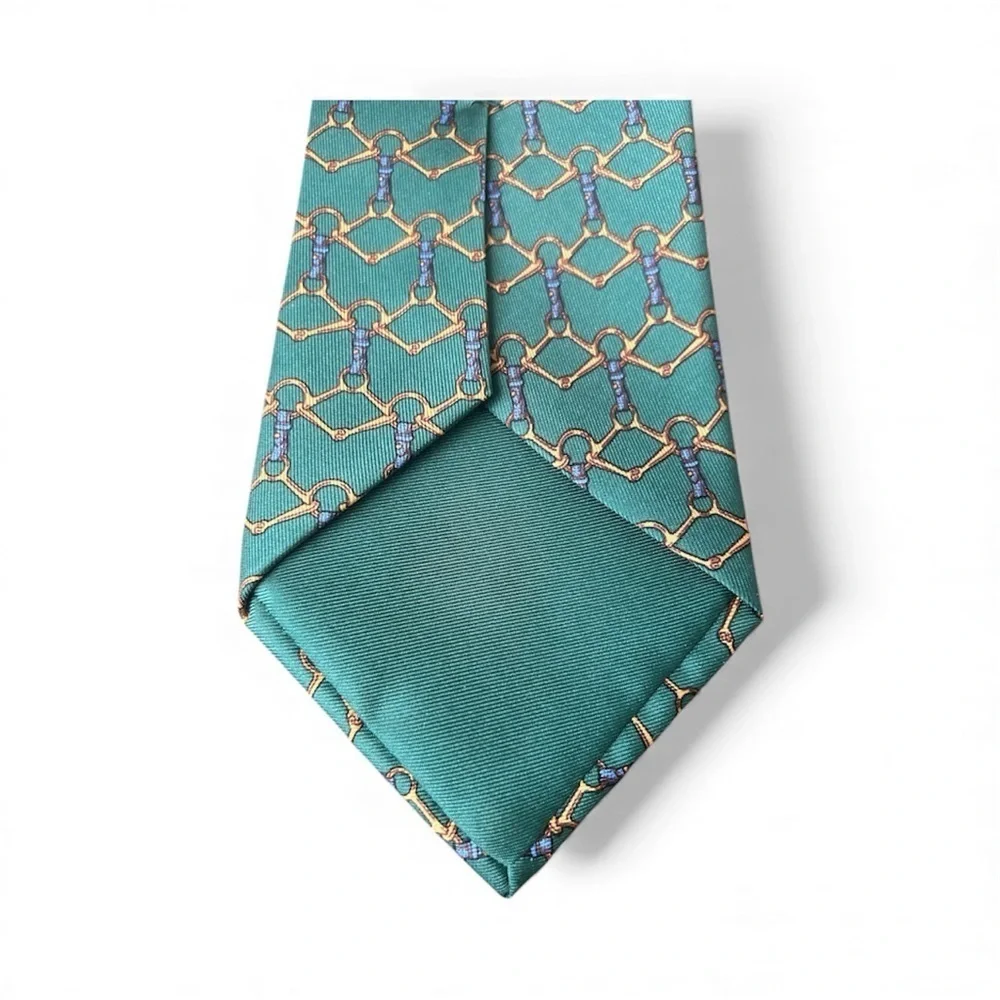 Hermés Paris Elegant Green Patterned Men's Tie